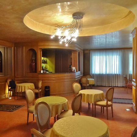 Hotel Pagoda Legnano Zewnętrze zdjęcie