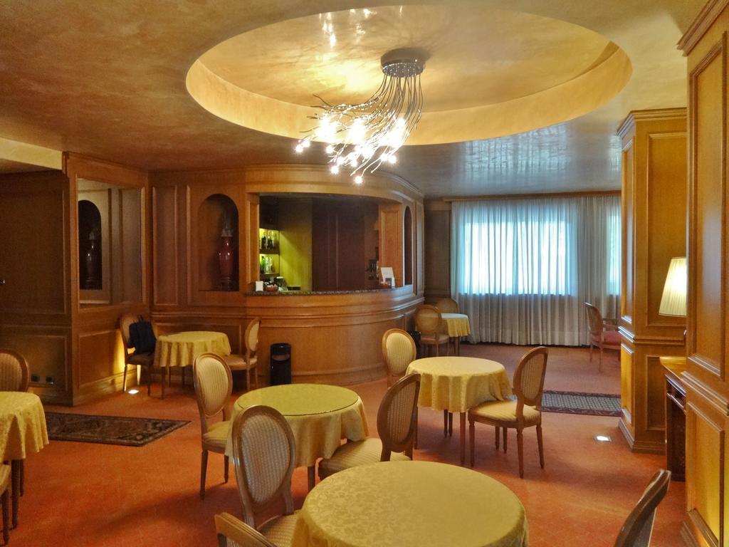 Hotel Pagoda Legnano Zewnętrze zdjęcie